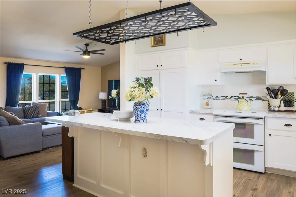 7600 Pioneer, Pahrump, NV 89061
