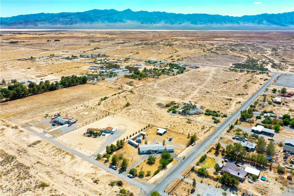 7600 Pioneer, Pahrump, NV 89061