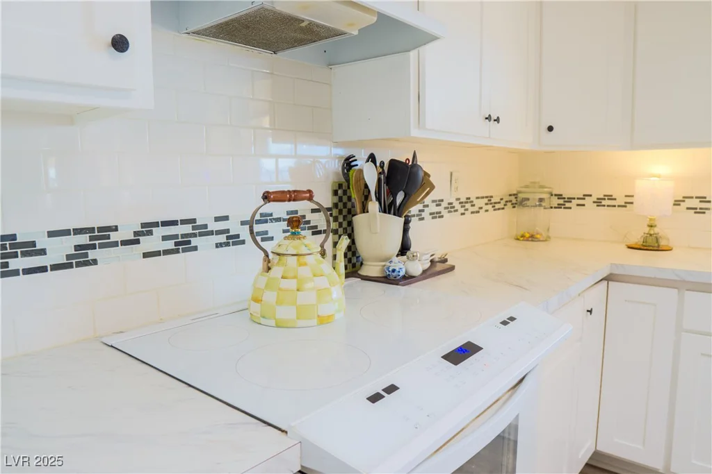 7600 Pioneer, Pahrump, NV 89061