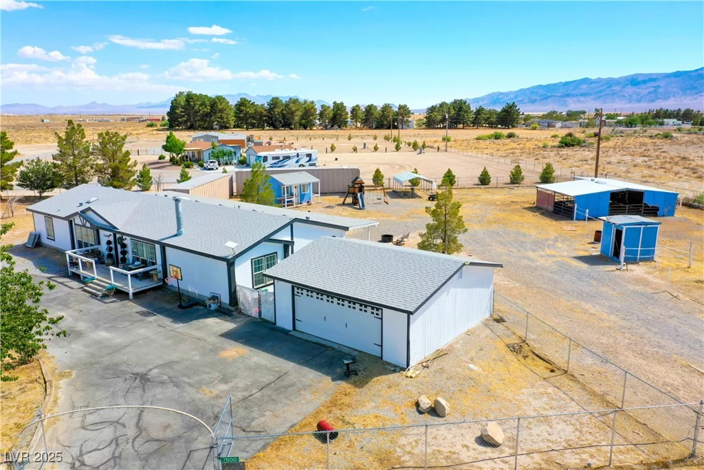 7600 Pioneer, Pahrump, NV 89061