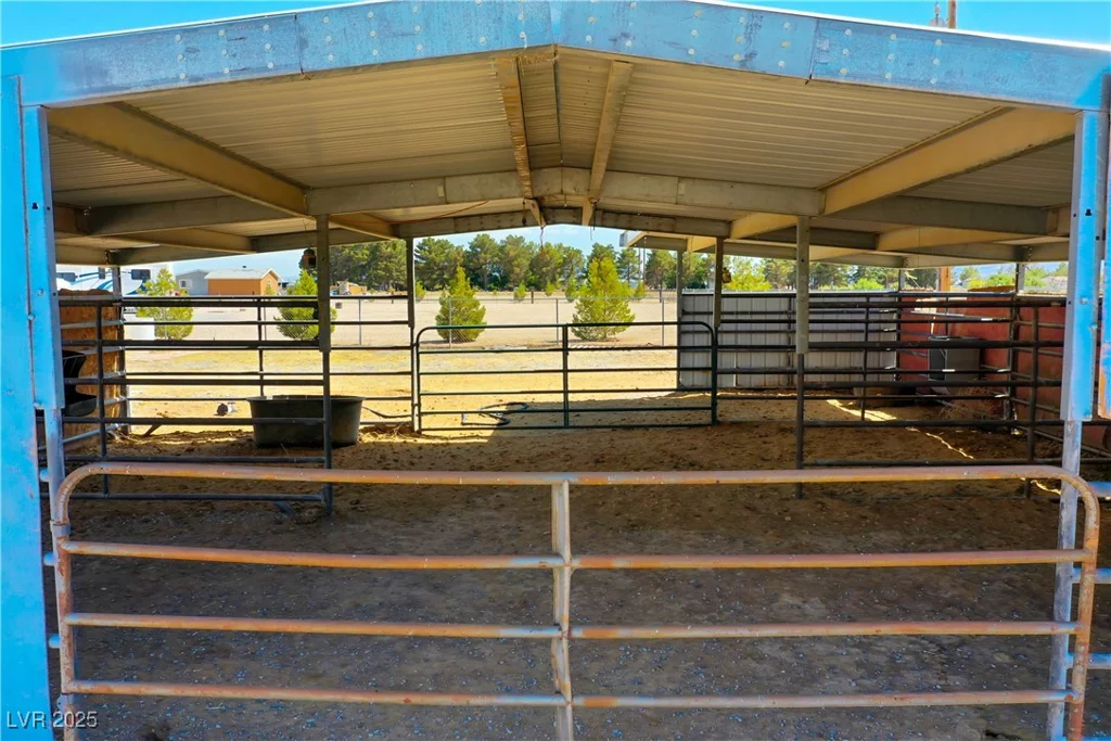 7600 Pioneer, Pahrump, NV 89061