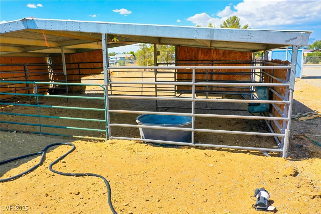 7600 Pioneer, Pahrump, NV 89061