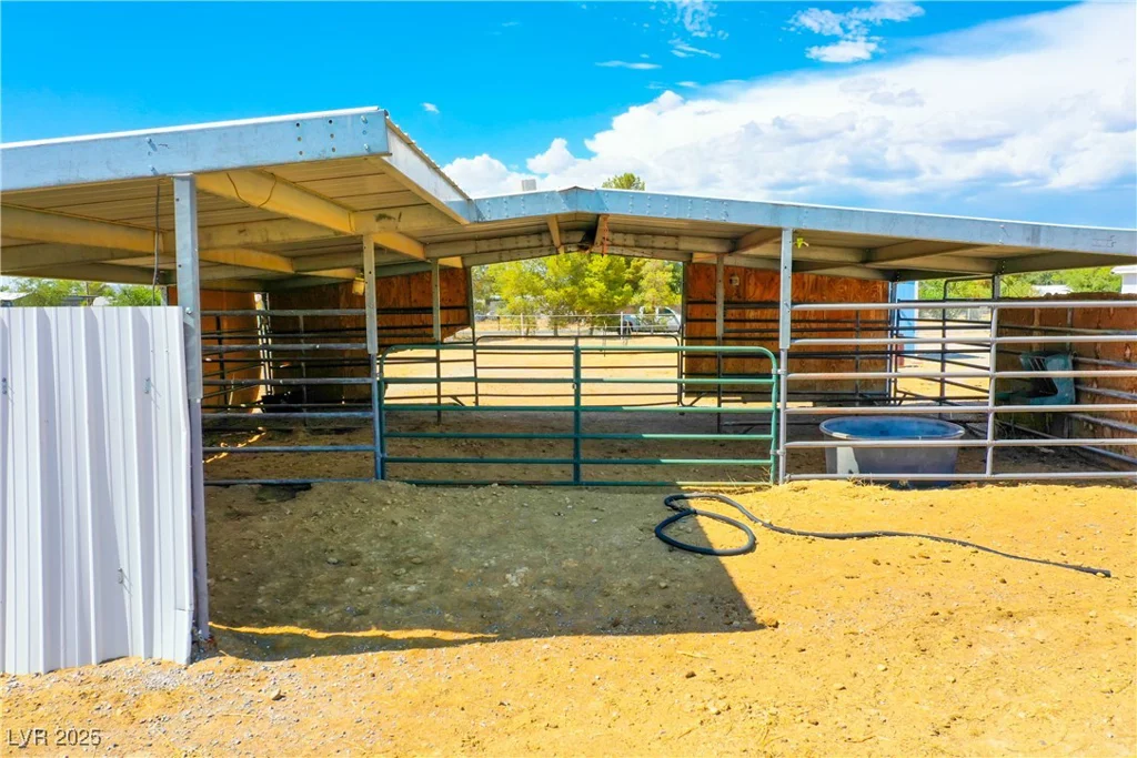 7600 Pioneer, Pahrump, NV 89061