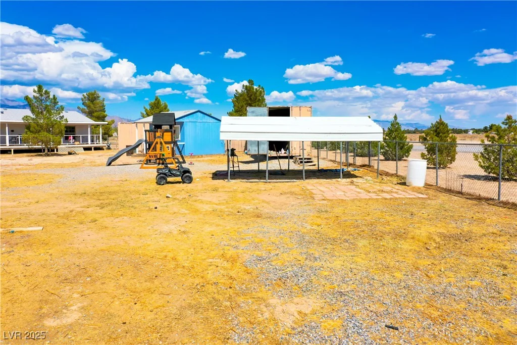 7600 Pioneer, Pahrump, NV 89061
