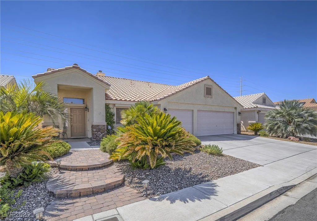 3591 Yorba Linda, Las Vegas, NV 89122