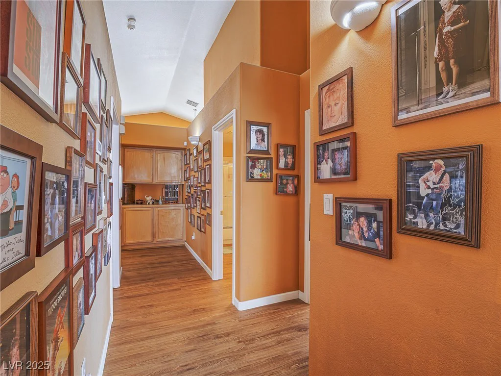3591 Yorba Linda, Las Vegas, NV 89122