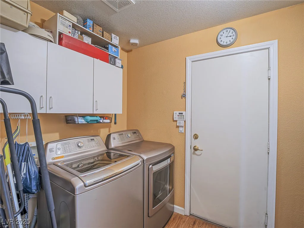 3591 Yorba Linda, Las Vegas, NV 89122