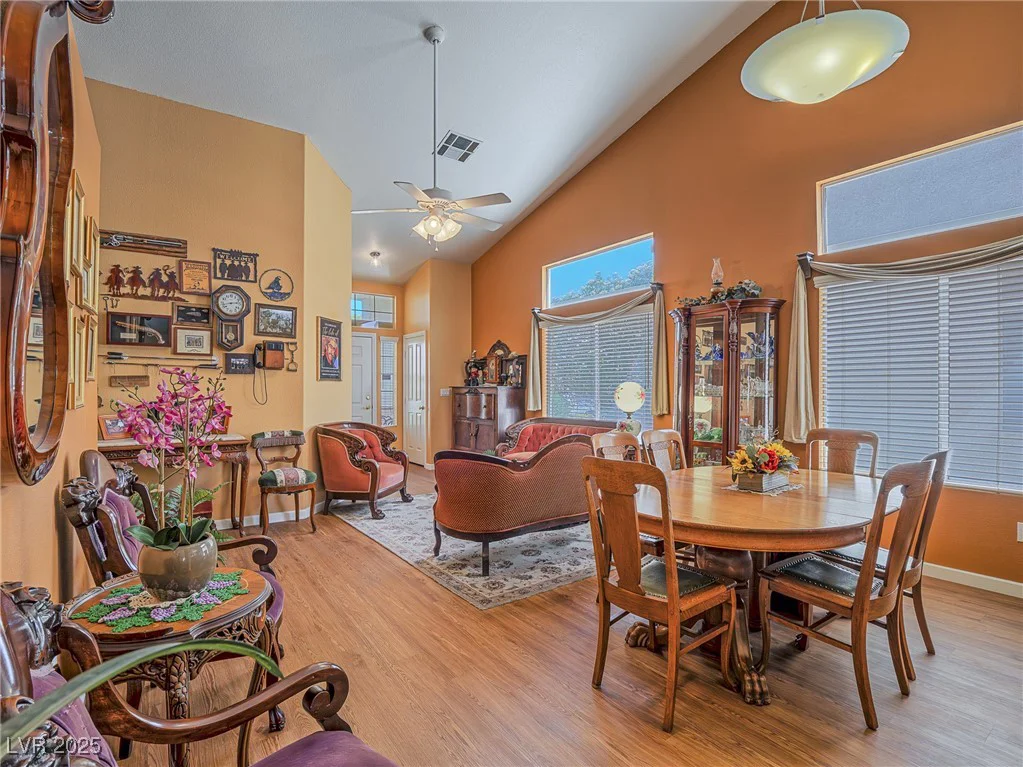 3591 Yorba Linda, Las Vegas, NV 89122