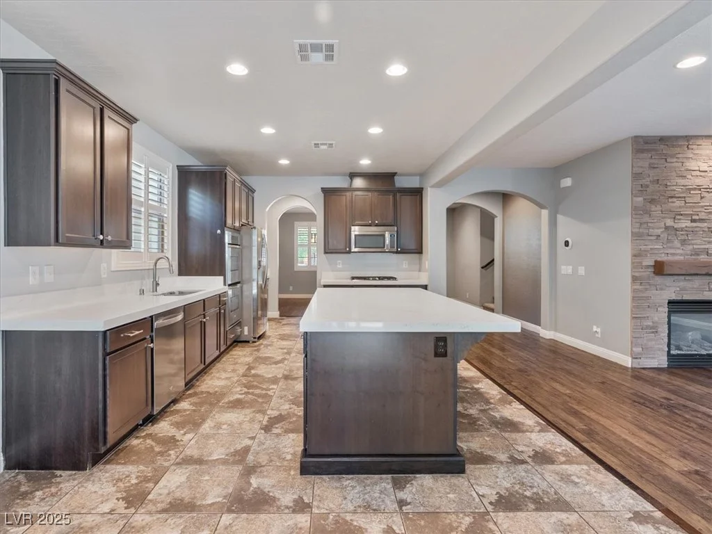 107 Crooked Putter, Las Vegas, NV 89148