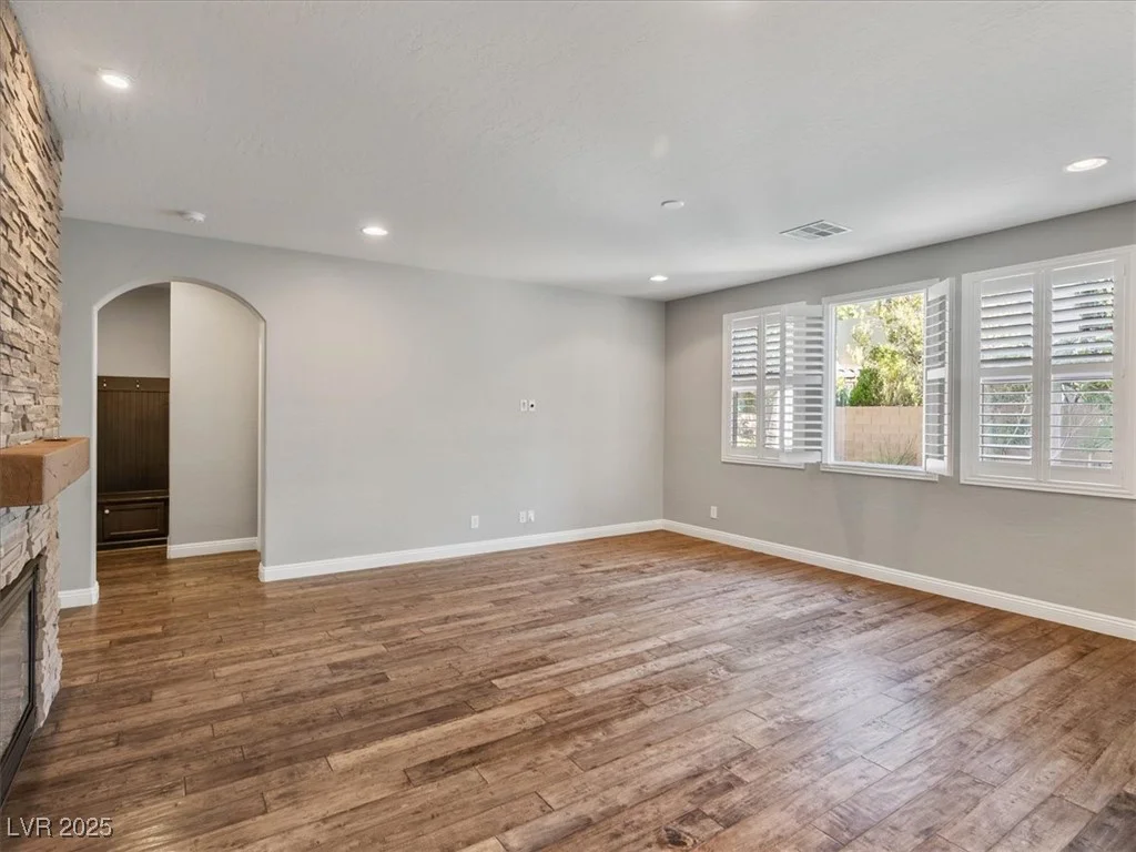 107 Crooked Putter, Las Vegas, NV 89148