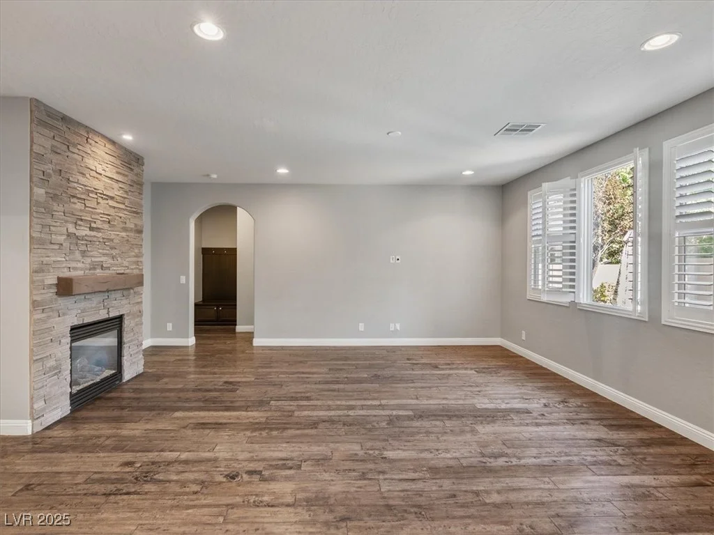 107 Crooked Putter, Las Vegas, NV 89148