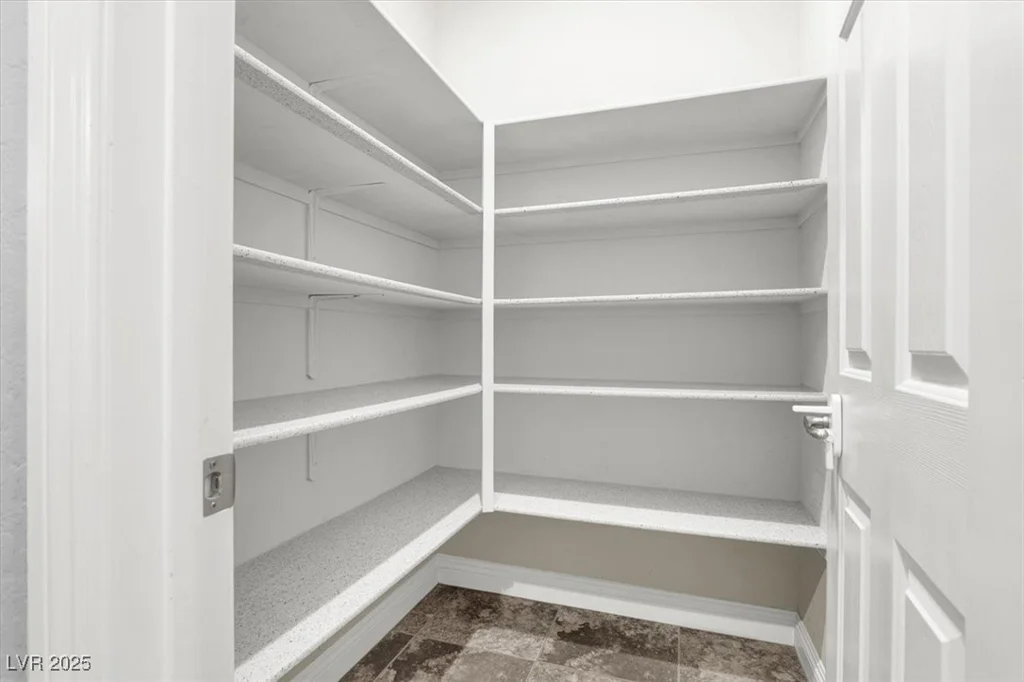 107 Crooked Putter, Las Vegas, NV 89148