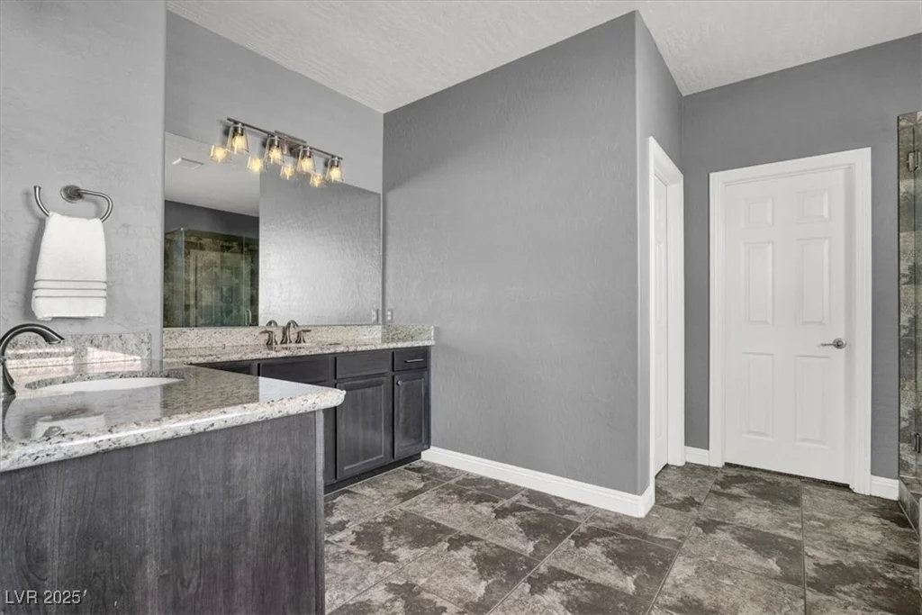 107 Crooked Putter, Las Vegas, NV 89148