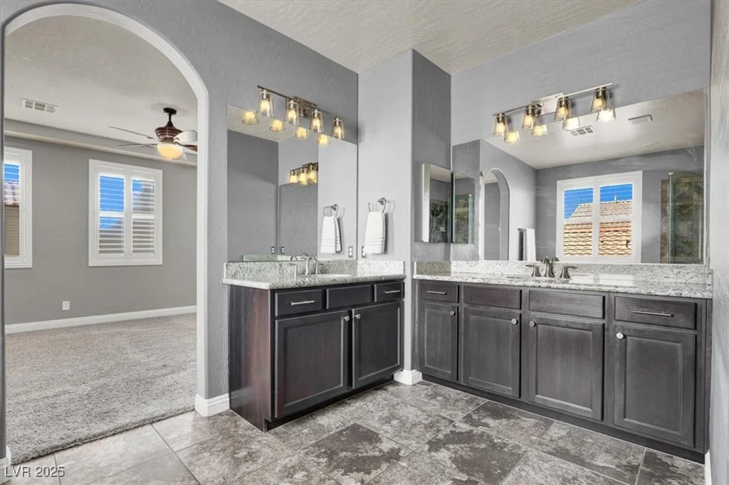 107 Crooked Putter, Las Vegas, NV 89148