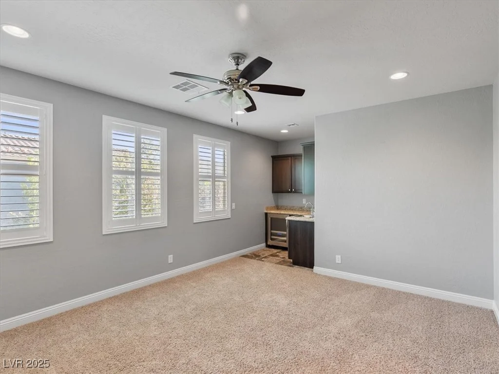 107 Crooked Putter, Las Vegas, NV 89148