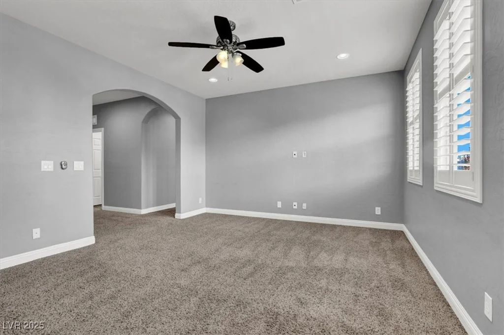 107 Crooked Putter, Las Vegas, NV 89148