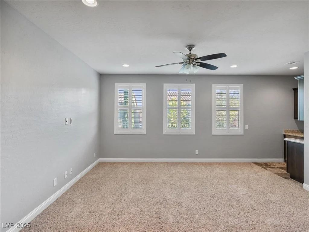 107 Crooked Putter, Las Vegas, NV 89148