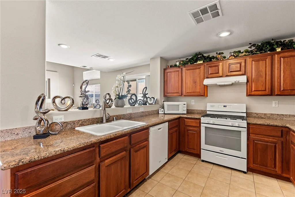 5980 Blue Grouse, Las Vegas, NV 89142