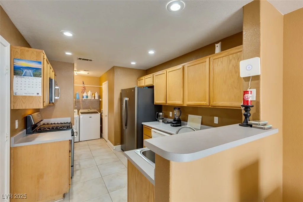 921 RADIANT STAR, Las Vegas, NV 89145