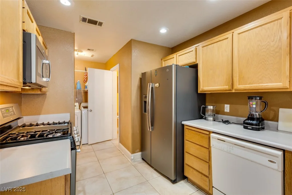 921 RADIANT STAR, Las Vegas, NV 89145