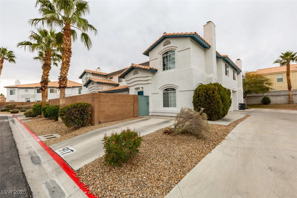 921 RADIANT STAR, Las Vegas, NV 89145