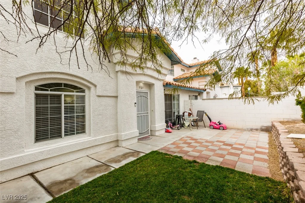 921 RADIANT STAR, Las Vegas, NV 89145