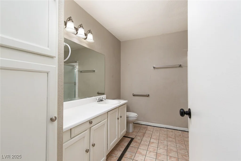1541 Linnbaker, Las Vegas, NV 89110