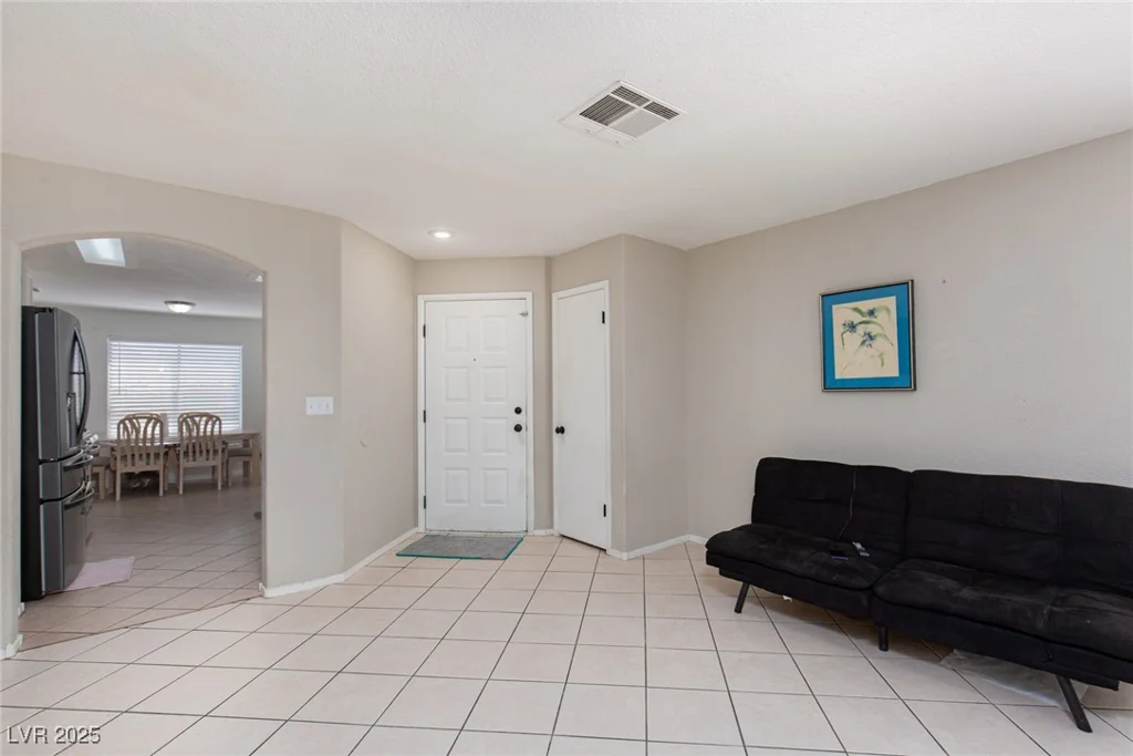 1541 Linnbaker, Las Vegas, NV 89110