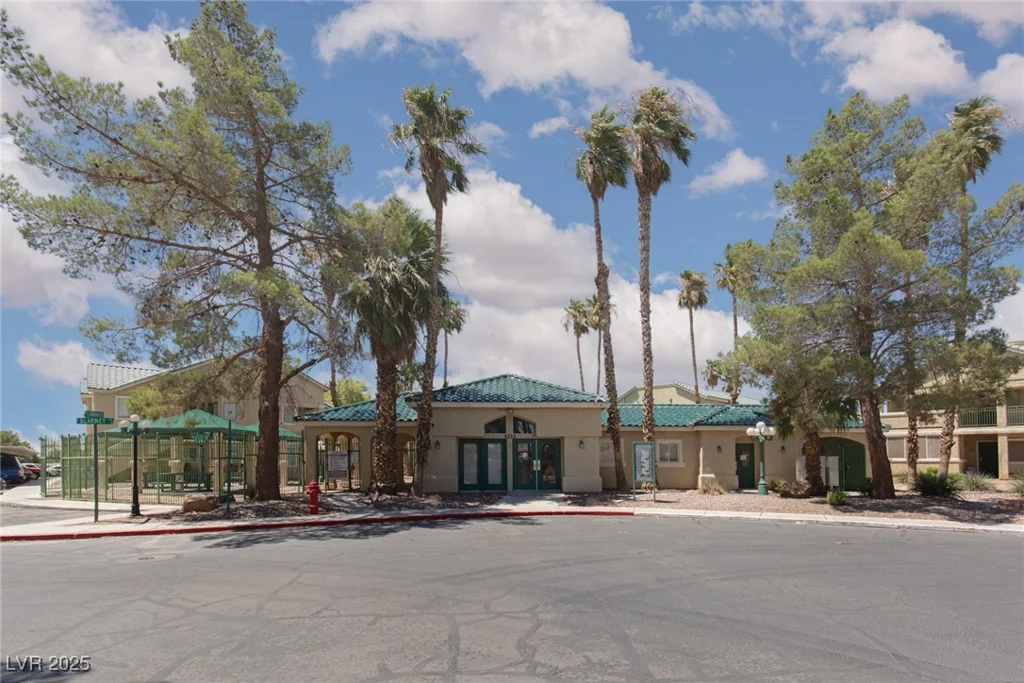1541 Linnbaker, Las Vegas, NV 89110