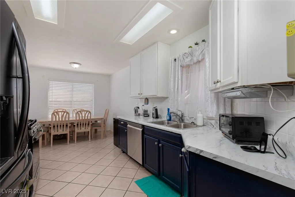 1541 Linnbaker, Las Vegas, NV 89110