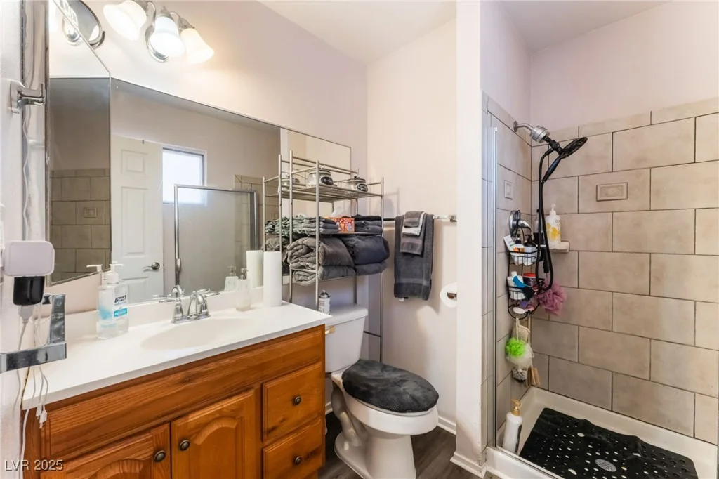 3890 White Horse, Las Vegas, NV 89115