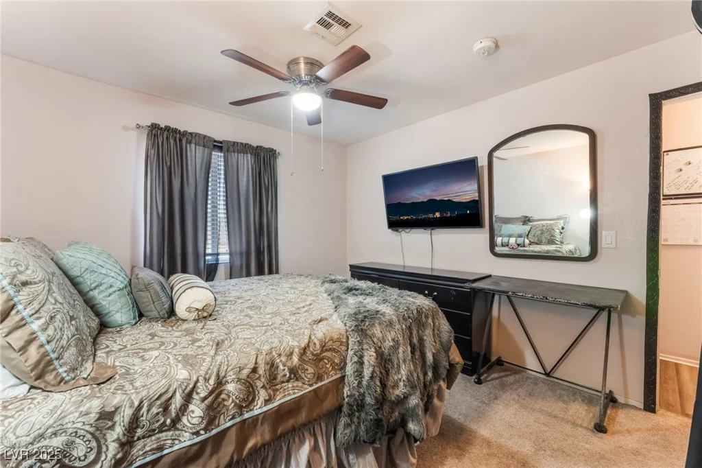 3890 White Horse, Las Vegas, NV 89115