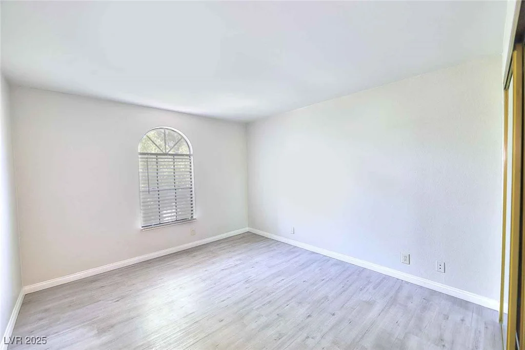 2966 Juniper Hills, Las Vegas, NV 89142