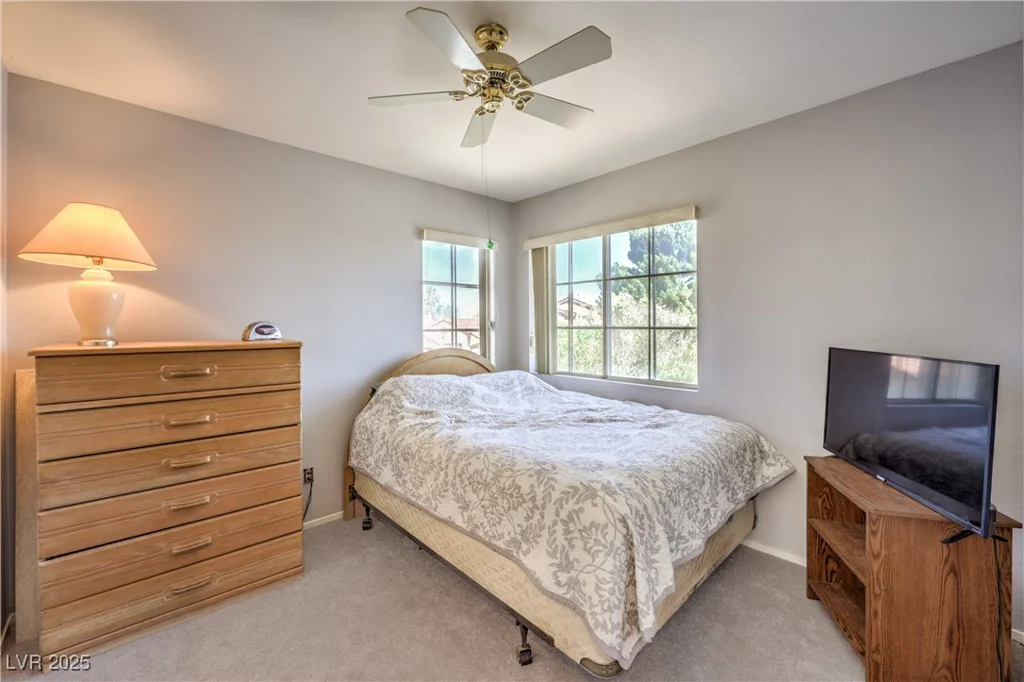 7921 Pottery Creek, Las Vegas, NV 89128