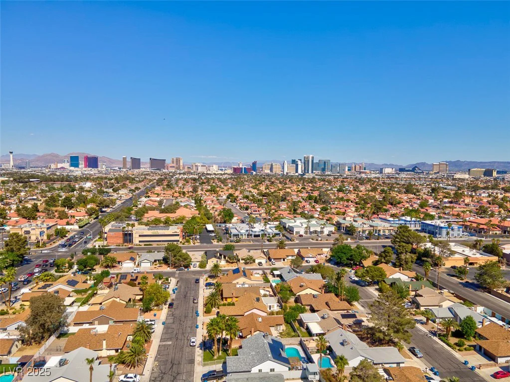 6181 Cedarwood, Las Vegas, NV 89103