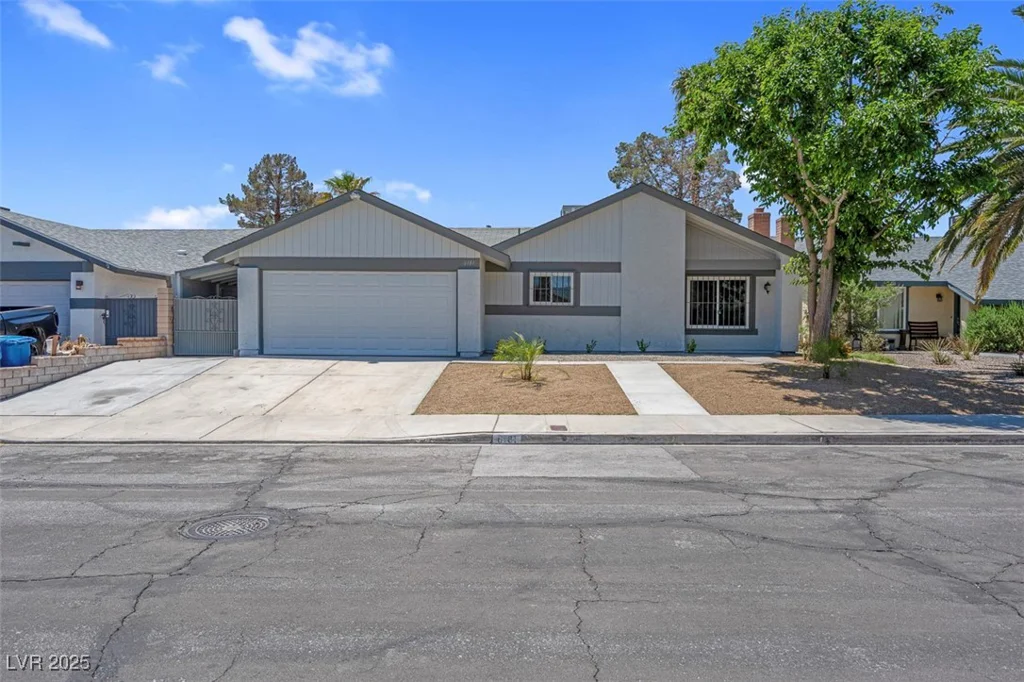 6181 Cedarwood, Las Vegas, NV 89103