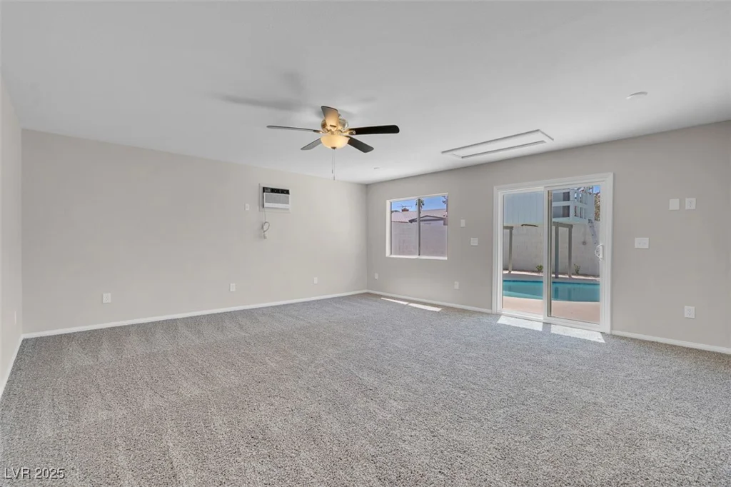 6181 Cedarwood, Las Vegas, NV 89103
