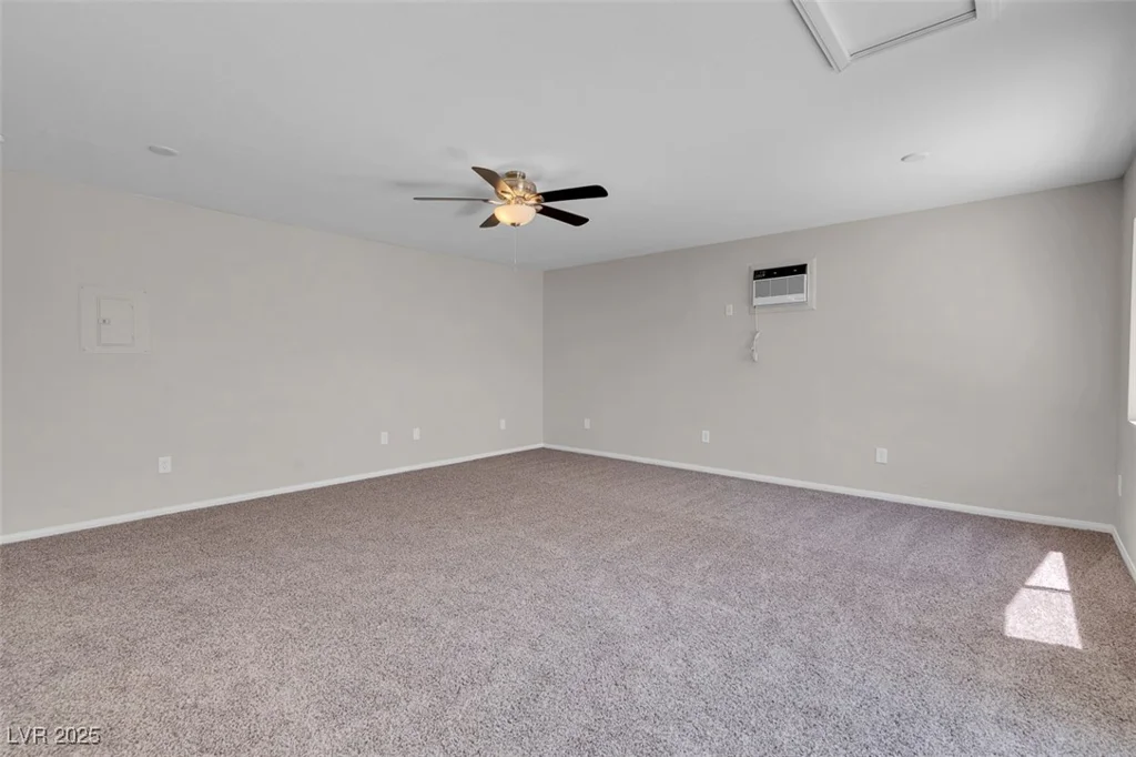 6181 Cedarwood, Las Vegas, NV 89103