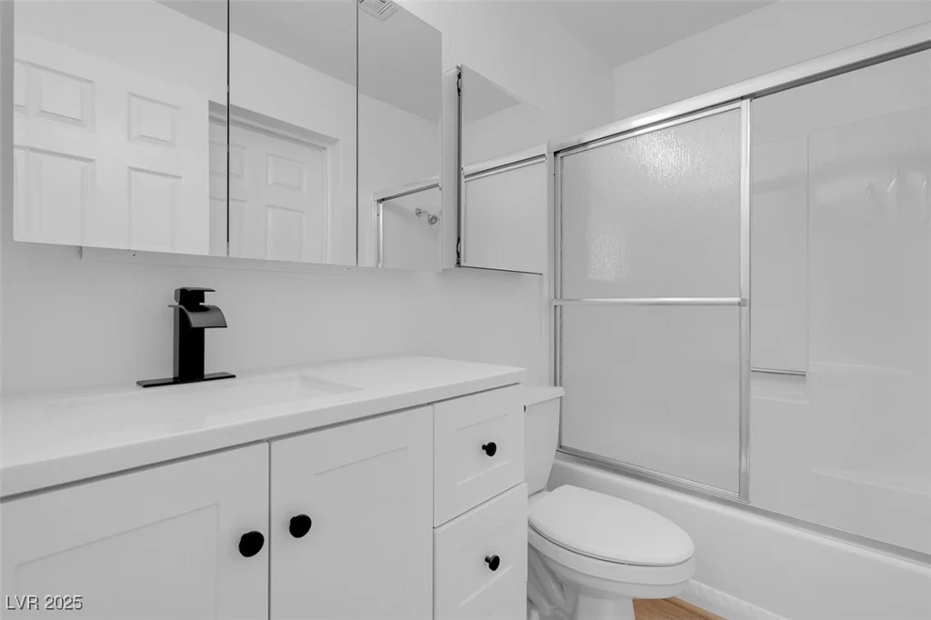 6181 Cedarwood, Las Vegas, NV 89103