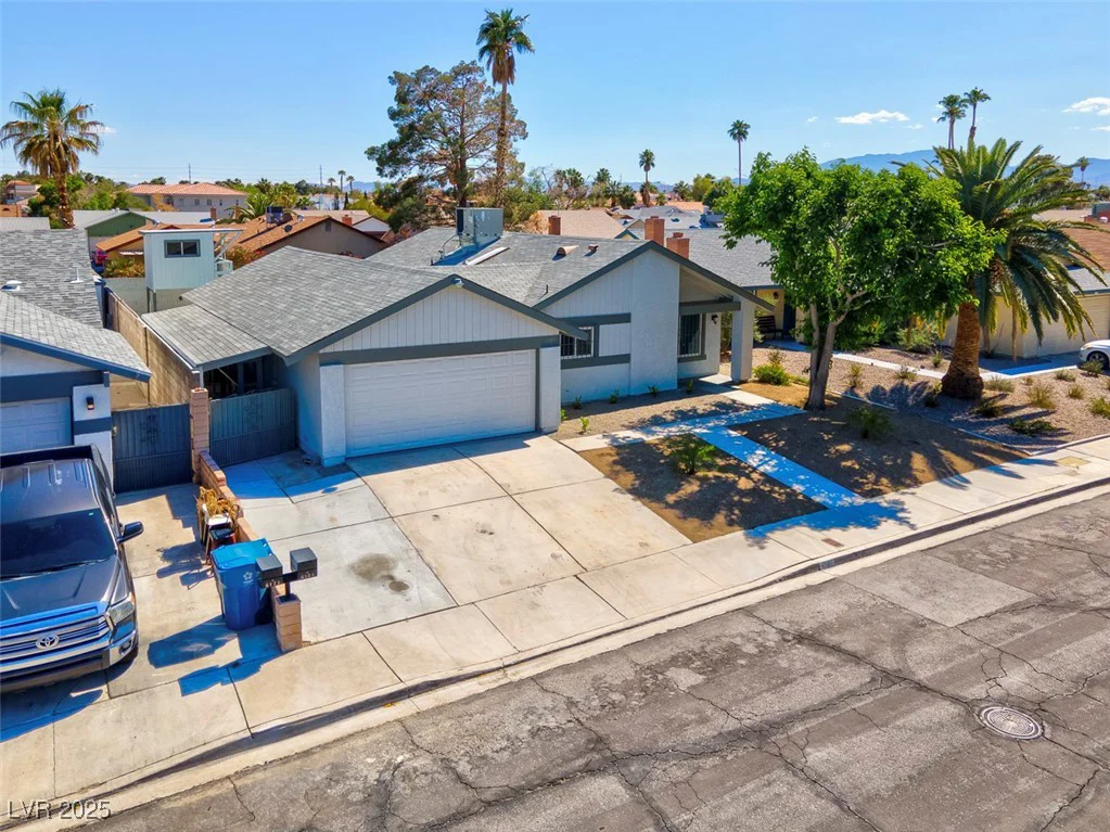 6181 Cedarwood, Las Vegas, NV 89103