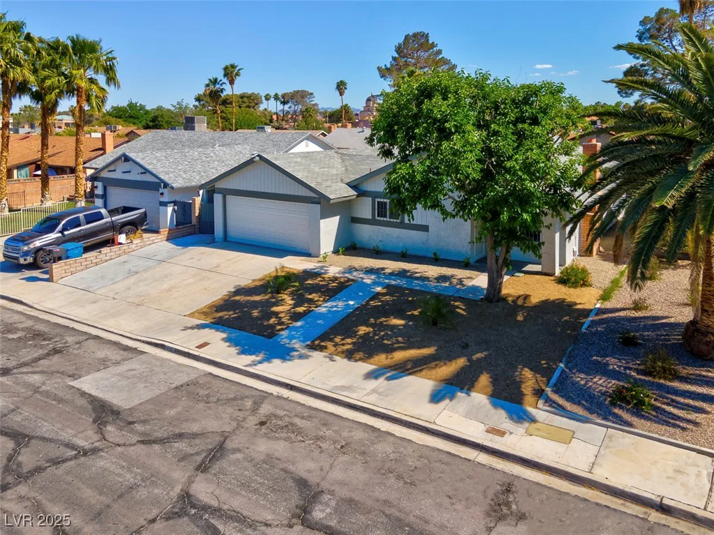 6181 Cedarwood, Las Vegas, NV 89103