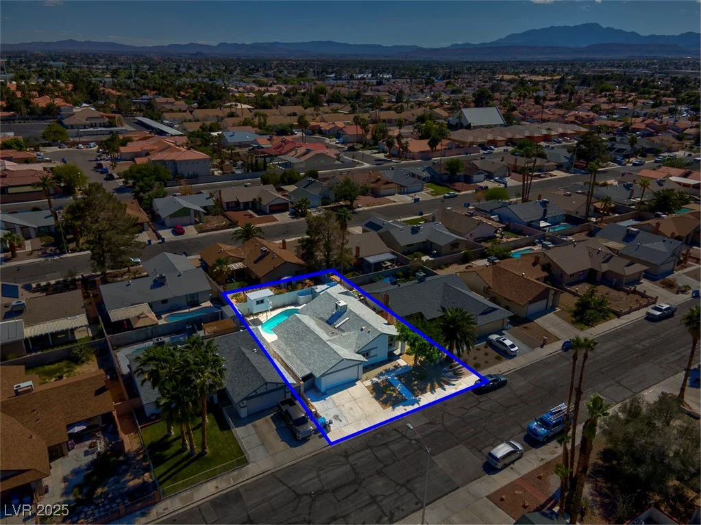 6181 Cedarwood, Las Vegas, NV 89103