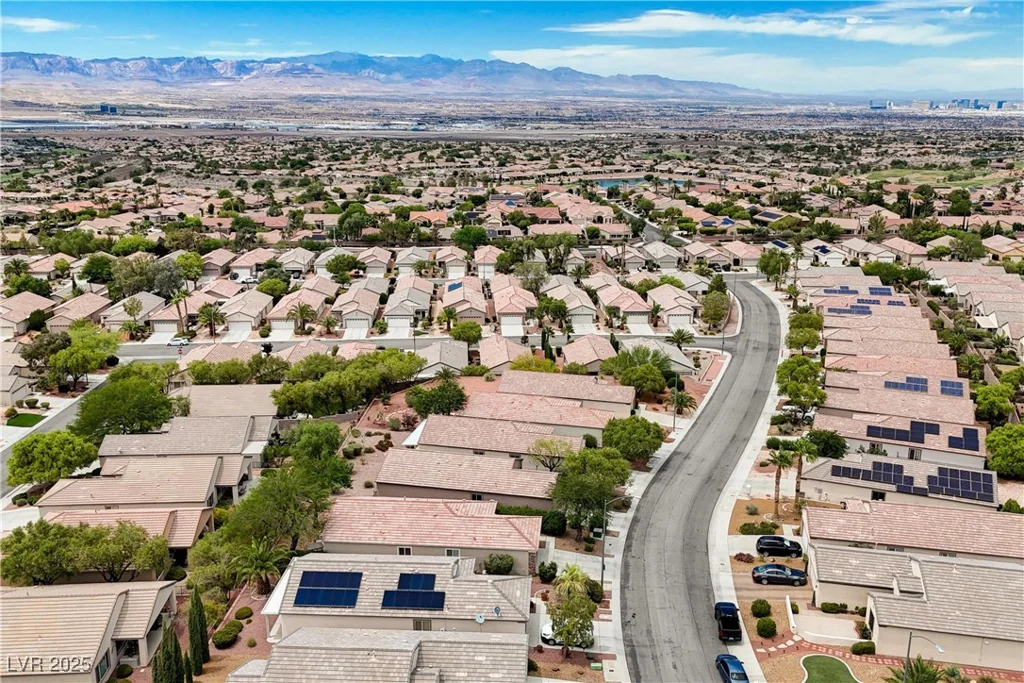 2369 Peaceful Moon, Henderson, NV 89044