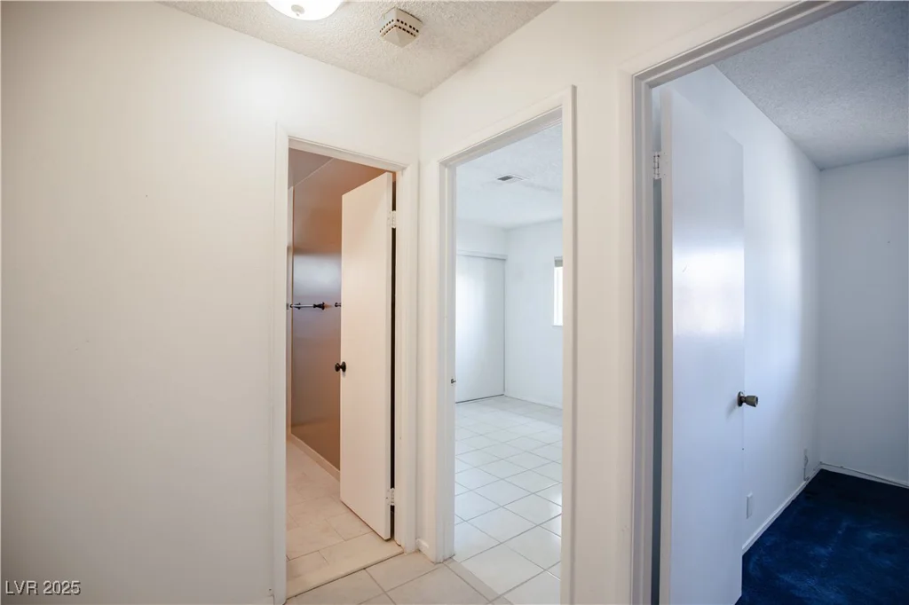 1802 Twin Oaks, Las Vegas, NV 89156