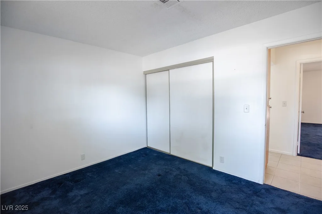 1802 Twin Oaks, Las Vegas, NV 89156