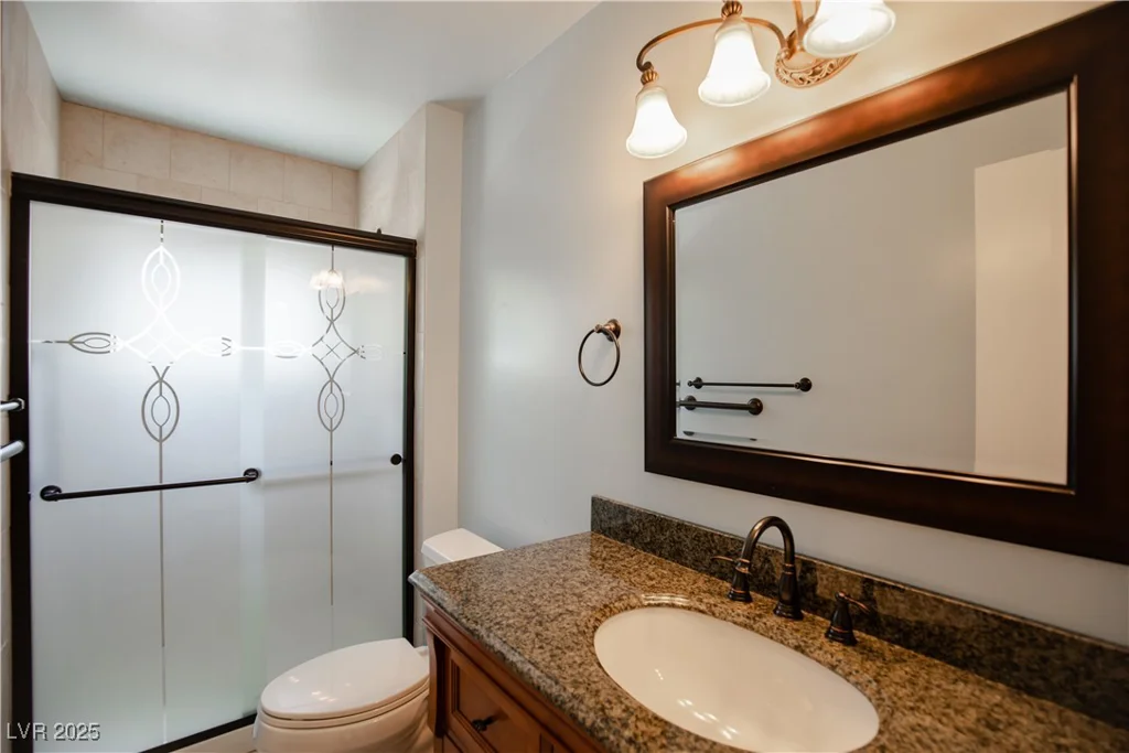 1802 Twin Oaks, Las Vegas, NV 89156
