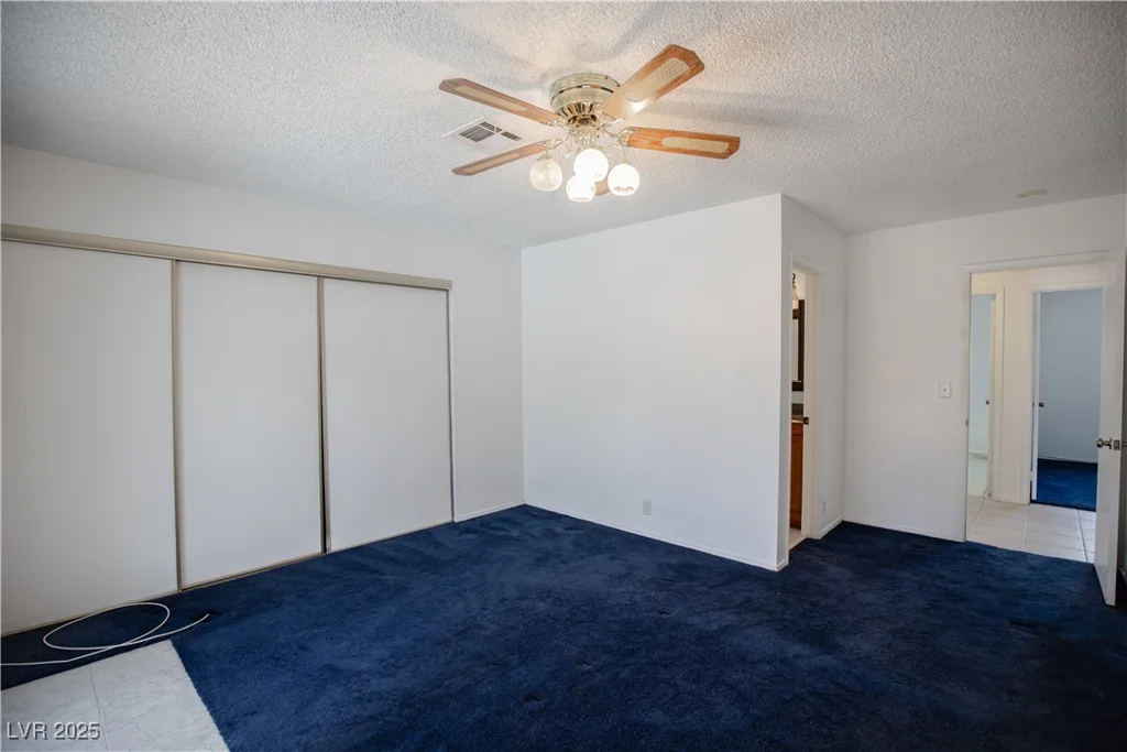 1802 Twin Oaks, Las Vegas, NV 89156