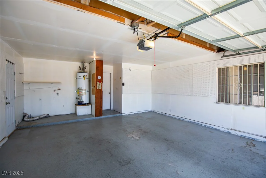 1802 Twin Oaks, Las Vegas, NV 89156