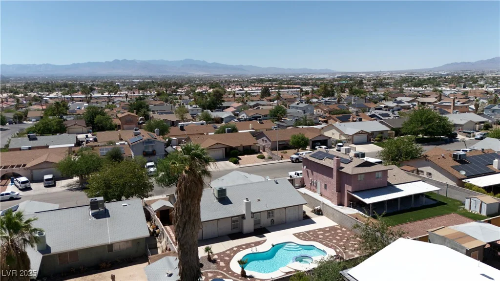 1802 Twin Oaks, Las Vegas, NV 89156