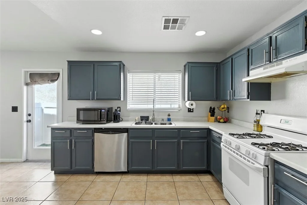 2140 Clancy, Las Vegas, NV 89156